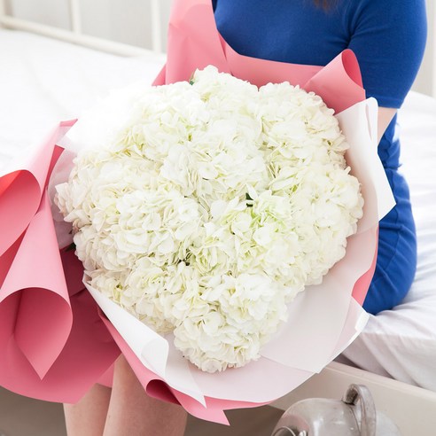 예쁜꽃다발의 생화 꽃배달: 특별한 순간을 더욱 특별하게