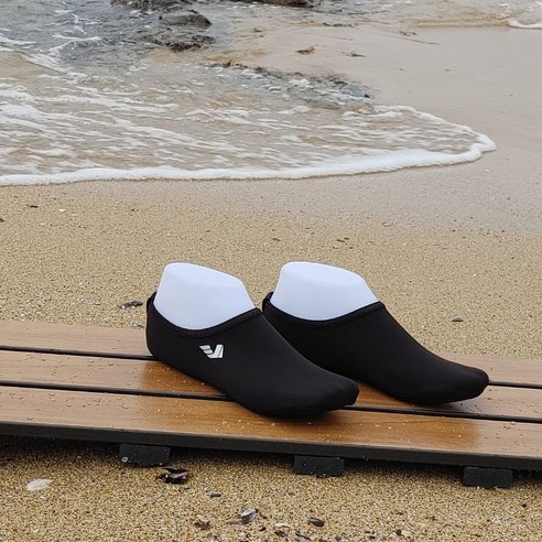 아이의 안전과 편안함을 책임지는 여름철 필수템, NEW 솔리드멀티아쿠아삭스