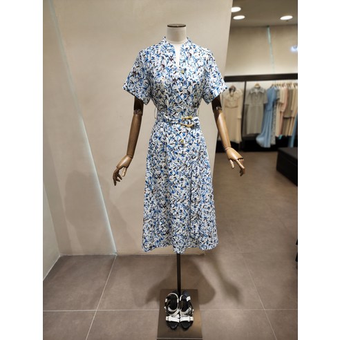 모조에스핀 썸머 나염 프린팅 스텐드카라 롱 A라인 원피스 S212MSE048-BL(1797946)