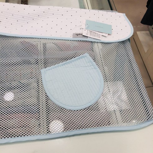 땀띠 걱정 없이 시원한 여름 육아, 아가방 망사 포대기로 해결!