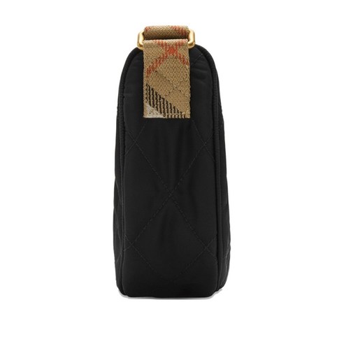 오늘, 당신의 스타일을 완성해 줄 마법 같은 가방: 버버리 홀스슈 크로스 백