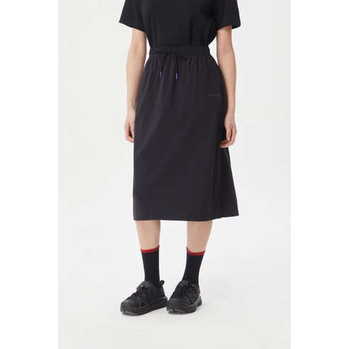 코오롱스포츠 KOLON SPORT 여성 데이팩 카고 스커트 TVPOM24698BLK