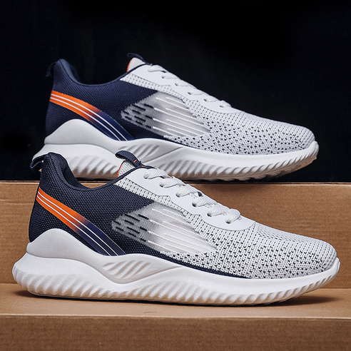 여름 활약을 위한 통기성 남성 신발