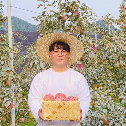 하얀사과농원, 고집과 정성으로 키운 아리수 사과의 풍미를 경험하세요.