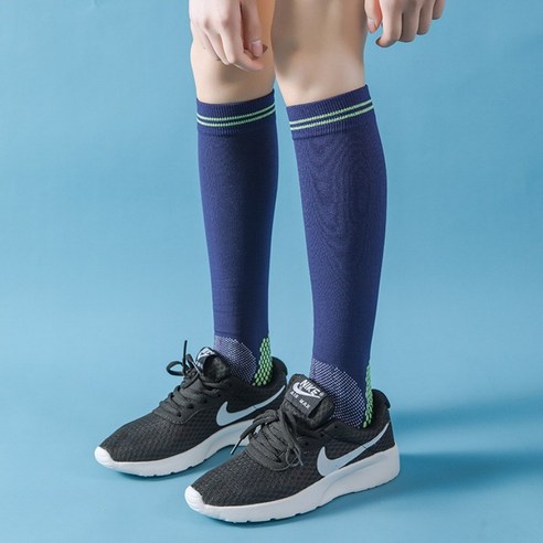 편안하고 지지력 있는 운동과 등산을 위한 최고의 니삭스