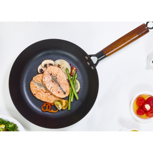 맛있고 건강한 요리에 필수적인 [클리아] IH 유도가열 무쇠팬