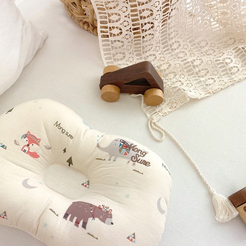 땀 많은 아기를 위한 쾌적한 잠자리, 몽슈레 짱구베개로 꿀잠과 예쁜 두상까지!