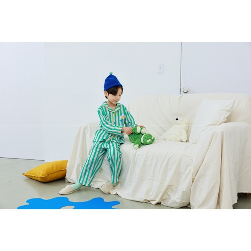 사랑스러운 아이에게 꿈결처럼 포근한 밤을 선물하는 P패치도그 체크 파자마