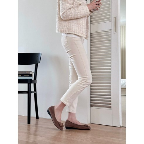 세련된 디자인과 편안한 착용감의 베스트셀러 여성 플랫 슈즈