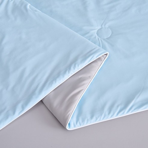 시원하고 편안한 여름밤을 위한 소프트슬립 아이스 쿨링 이불