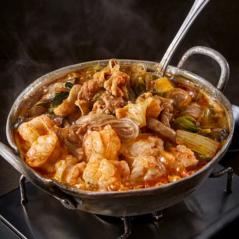 15분 만에 완성하는 마법 같은 맛, 원팩쿠캣 우삼겹 한우대창전골