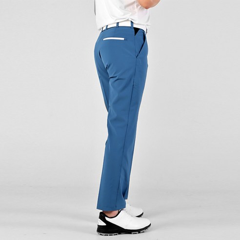 필드를 누비는 자유로움, 마스터베어 플레이어 PS20 골프바지와 함께