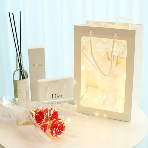 홀로그램 마법으로 빛나는 이플린 LED 홀로그램 장미 꽃다발