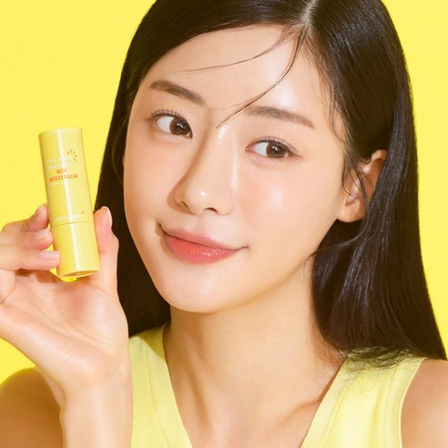 피부에 완벽한 자외선 차단과 보습 케어를 제공하는 멀티 기능 선 제품