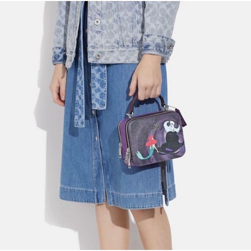 코치 COACH 디즈니 X 코치 박스 크로스바디 Ursula 모티프 가죽 가방 여성 미니