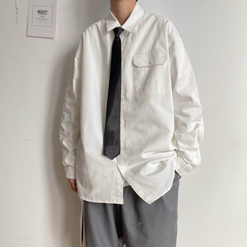 단색 옷깃 긴 소매 셔츠 남자 봄 가을 패션 브랜드 느슨한 대형 셔츠 디자인 감각 틈새 셔츠 코트