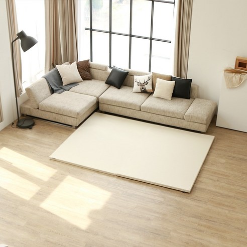 아늑하고 안전한 아기 공간, 코넘 베이비룸 전용 고밀도 에어폼 매트로 완성하세요.