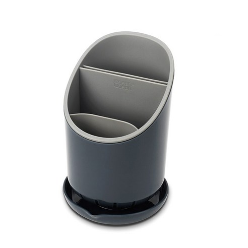 북유럽 감성과 실용성을 겸비한 주방의 완성