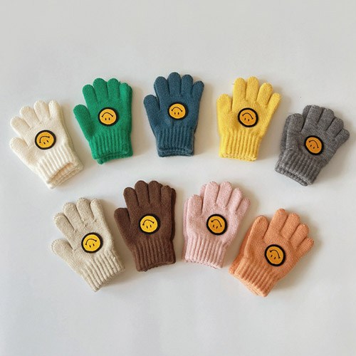 [당일발송]베스더스 유아동 스마일 패치 니트 장갑 겨울 방한 어린이집 유치원 답례 생일 크리스마스 선물
