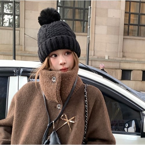 1+1 겨울 방한 귀달이모자 털모자 귀도리 귀덮개 군밤모자 방한모 털방울모자