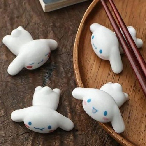산리오수저받침