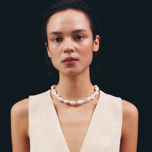 로울 Queen pearl necklace