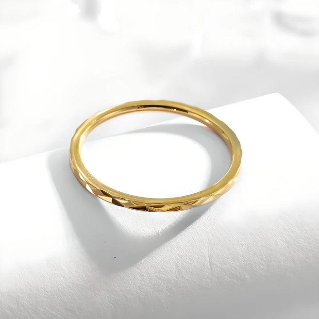 Harlotte 14k 18k 모던 심플 나사 반지