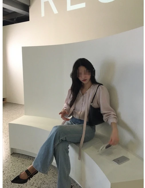 서진맘 여성스러운 타이넥 셔링 긴팔 블라우스