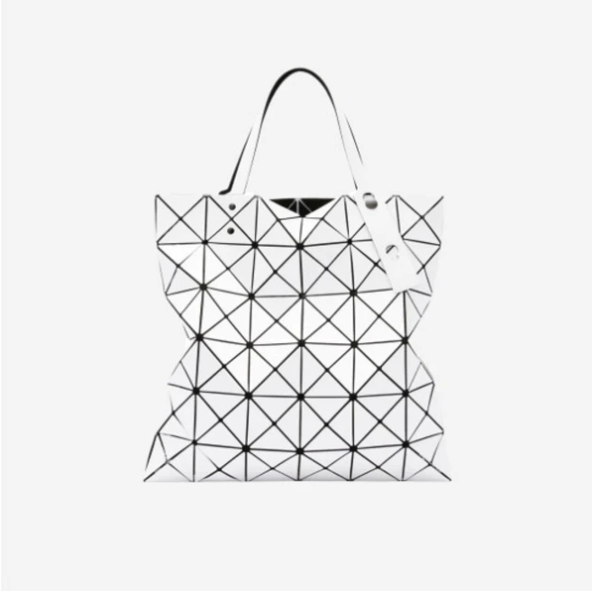 바오바오 루센트 토트백 화이트