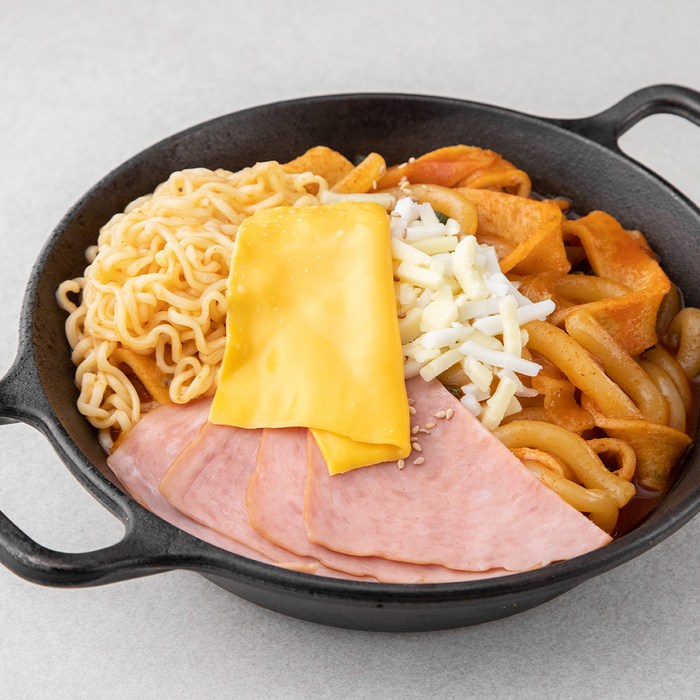 곰곰 옛날식 햄치즈 면 떡볶이 밀키트 (더블치즈), 773g, 1개 대표 이미지 - 곰곰 밀키트 추천