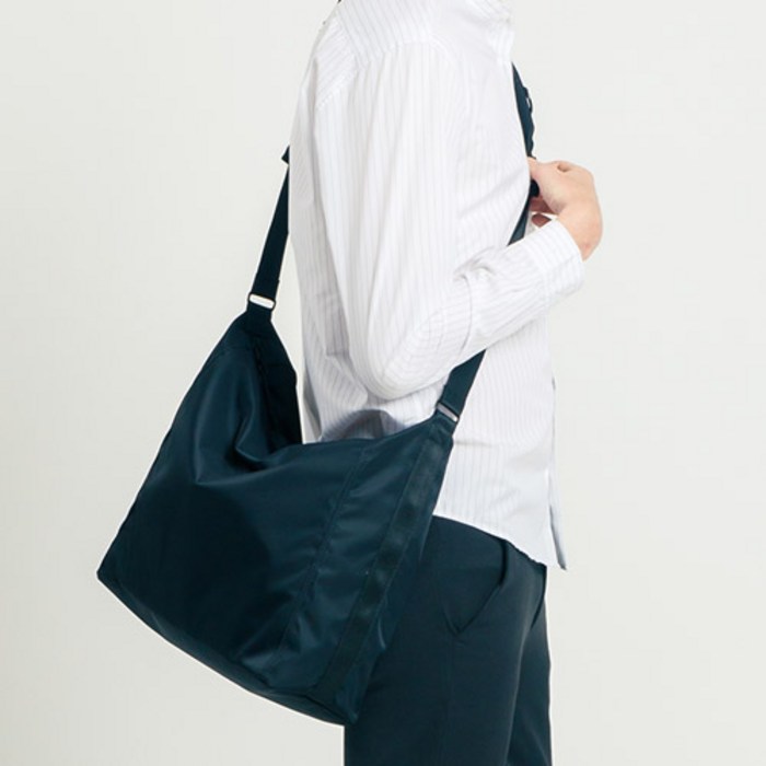 핍스 BLACK LABEL vibe messenger bag 대표 이미지 - 손수레 추천