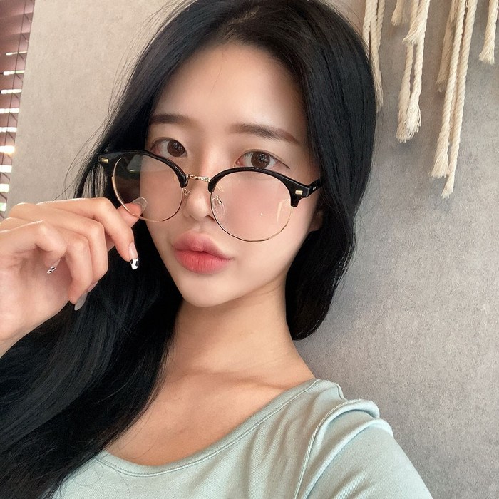VANANA2 남녀공용 블랙 하금테 안경 대표 이미지 - 하금테 안경 추천