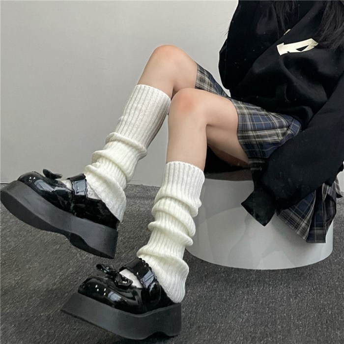 아일리브 발토시 니트 레그워머, 포근한 아이보리 대표 이미지 - 레그워머 추천 아일리브 발토시 니트 레그워머, 포근한 아이보리 대표 이미지 - 레그워머 추천