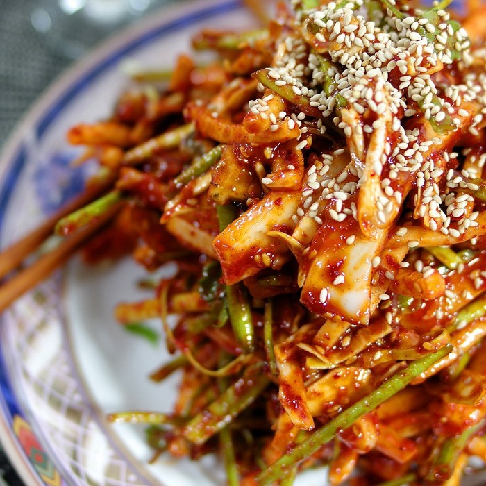 대구납작만두 택배 칠성반고개무침회 혼술 비빔만두 캠핑요리 미성당 밀키트 남문시장 야식 납짝만두, 반고개무침회+납작만두 가족 세트 (2~3인용) 대표 이미지 - 대구 납작만두 추천