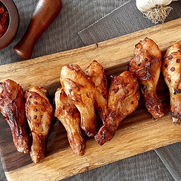 탐난닭 베이크치킨 650g 2입 (1300g) 닭다리 닭다리순살 닭날개 에어프라이어 오븐 숯불구이 굽는치킨, 탐난닭 베이크 닭다리 650g 2팩 대표 이미지 - 오븐치킨 추천