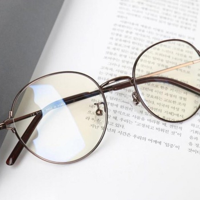 더브릴레 남자 여자 공용 메탈 동글이 안경테 대표 이미지 - 베타티타늄 안경 추천