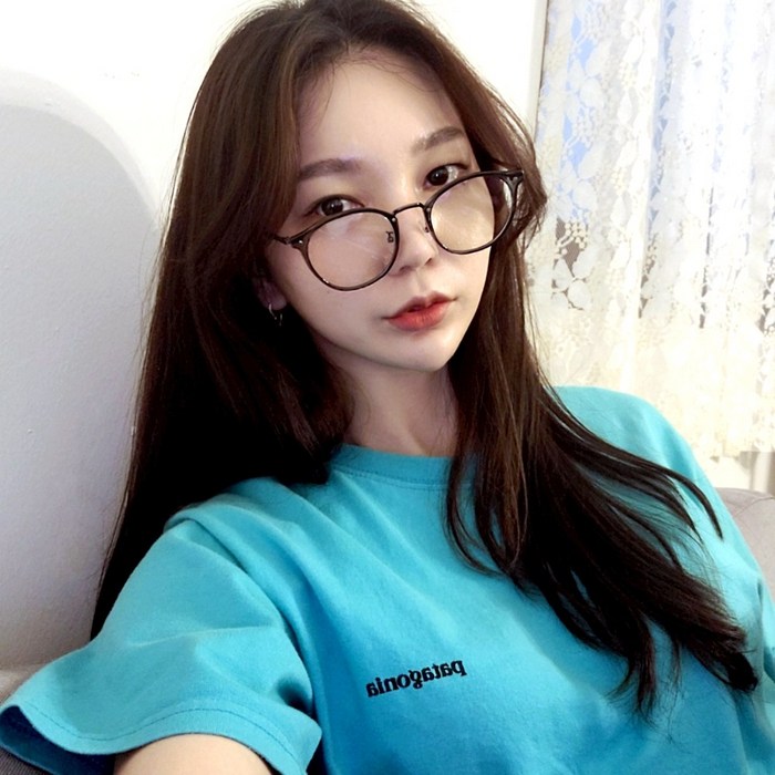 국산 안경원 블루라이트 차단 안경 청광 렌즈 여자 남자 동글이 안경 대표 이미지 - 하금테 안경 추천