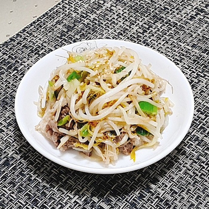 반찬천국 숙주차돌박이볶음 130g, 100_숙주차돌박이볶음 130g (117) 대표 이미지 - 차돌 숙주 볶음 추천