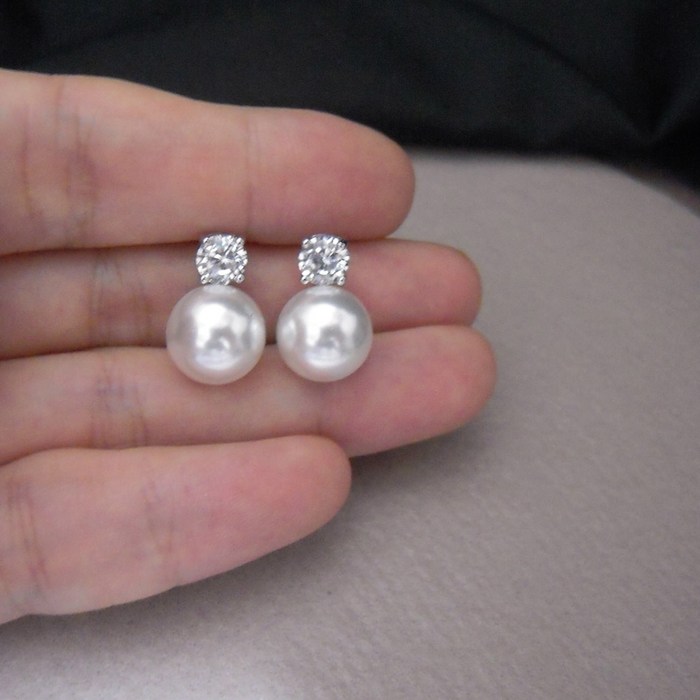 한복 귀걸이 혼주 진주 10mm 화이트 심플 큐빅 대표 이미지 - 진주 귀걸이 추천