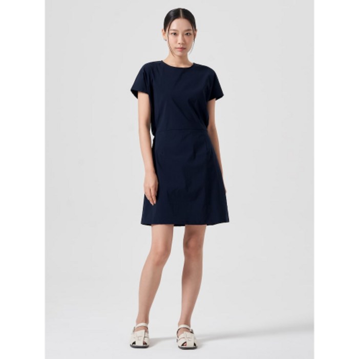에잇세컨즈 백 오픈 미니 원피스 네이비 254905