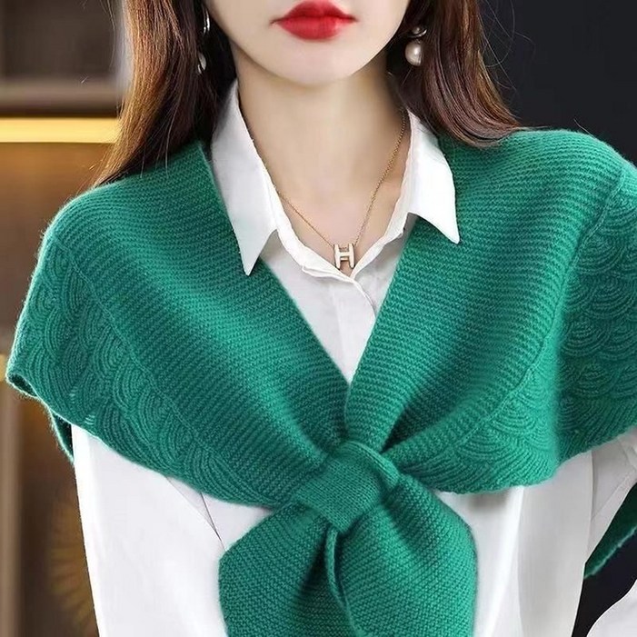 셀럽당 망토 니트 숏 어깨 숄 간절기 레이어드