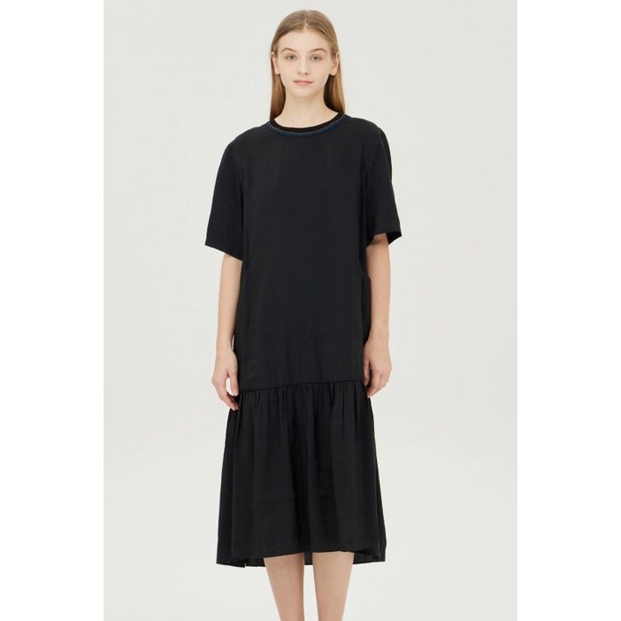 베네통 포니 니트 배색 원피스 BAOPA1541