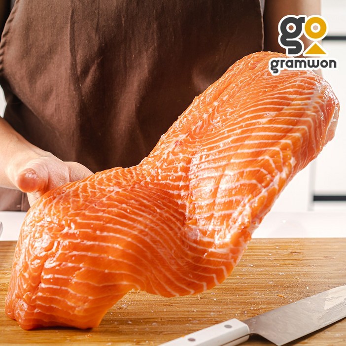 노르웨이 생연어 반마리 필렛 1.8kg 슈페리어등급 업소용 도매 통연어