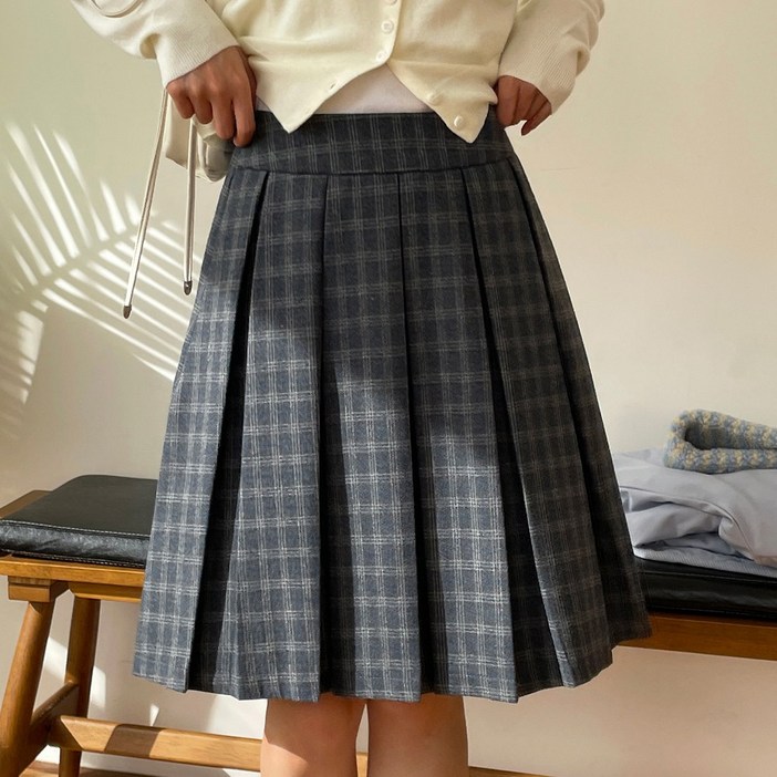 [디아미뇽] 코코루 체크 플리츠 모직 뒷밴딩 미디 스커트