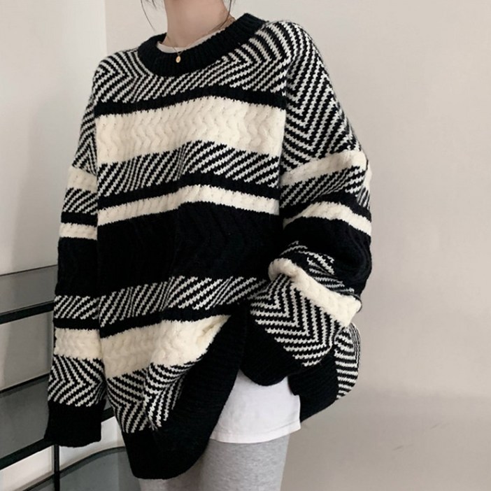 오버핏 도톰 스웨터