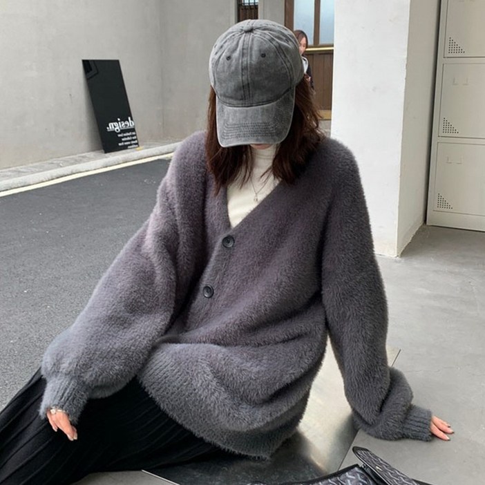 더블유 여성 부드러운 루즈핏 앙고라 겨울니트가디건 더블유 여성 부드러운 루즈핏 앙고라 겨울니트가디건