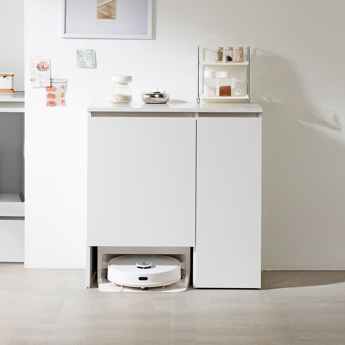 웰퍼니쳐 무토 올인원 키 큰 로봇청소기 수납장 주방 선반 찬장 로보락 보관함, 화이트