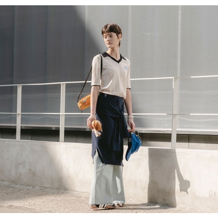 AK플라자 주크 Z252PSA415 워시드 데님 팬츠