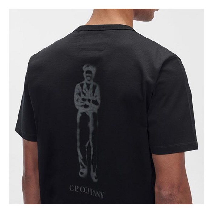 CP컴퍼니 12CMTS198A 006203W 999 로고 프린팅 도톰한 블랙 티셔츠