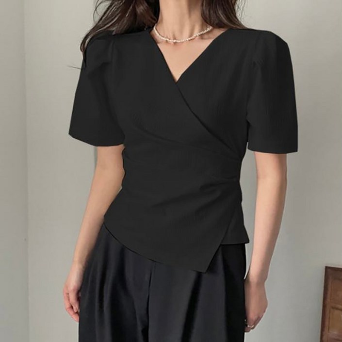 피어니스트 브이넥 랩스타일 프렌치 반팔 블라우스